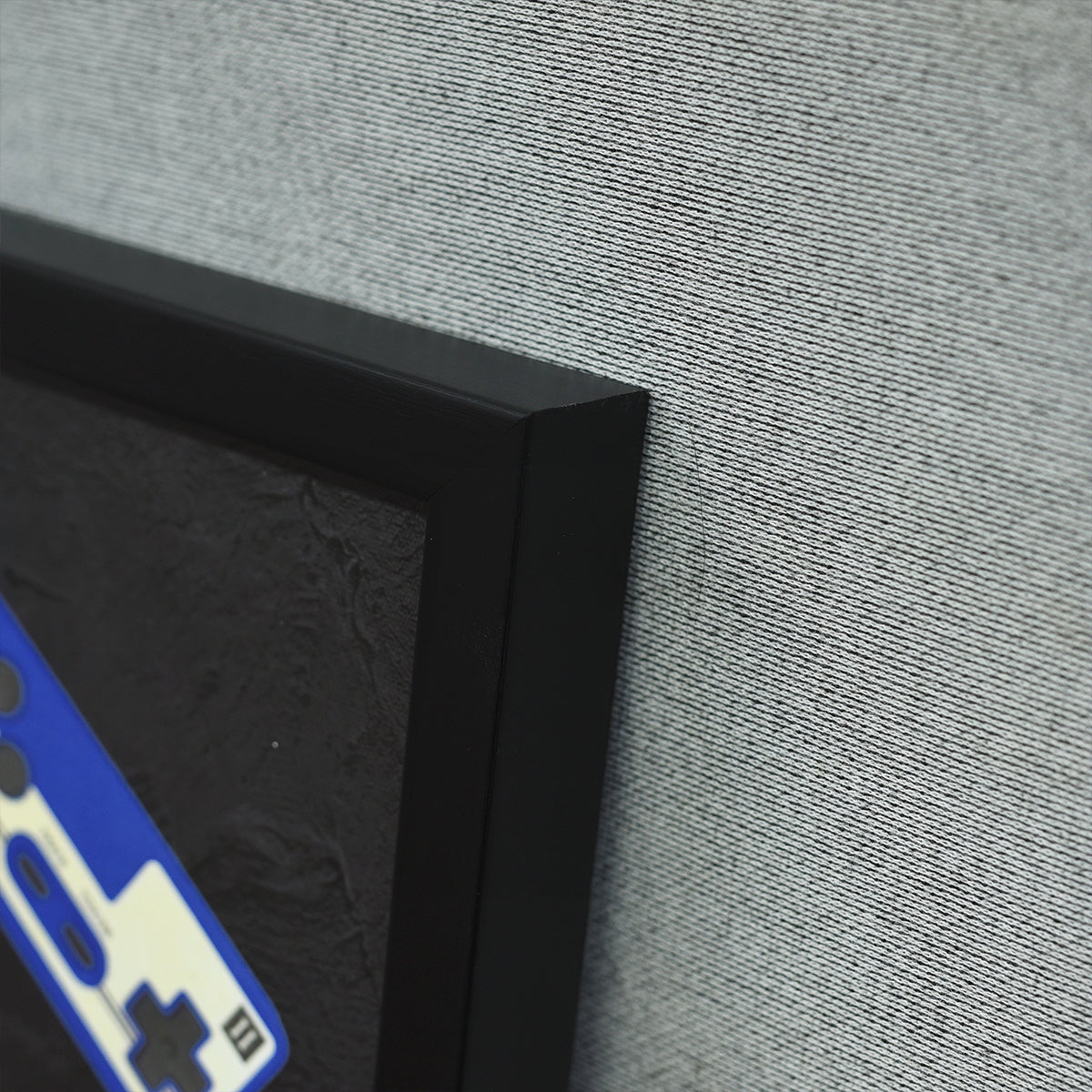 Britwall LED Wall Art Gamer with Console Illuminated Canvas 63x93cm with UK Plug & ON Off Switch