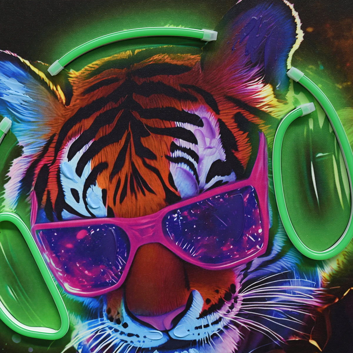 Britwall LED Wall Art Tiger DJ Illuminated Canvas 83x83cm with UK Plug & ON Off Switch