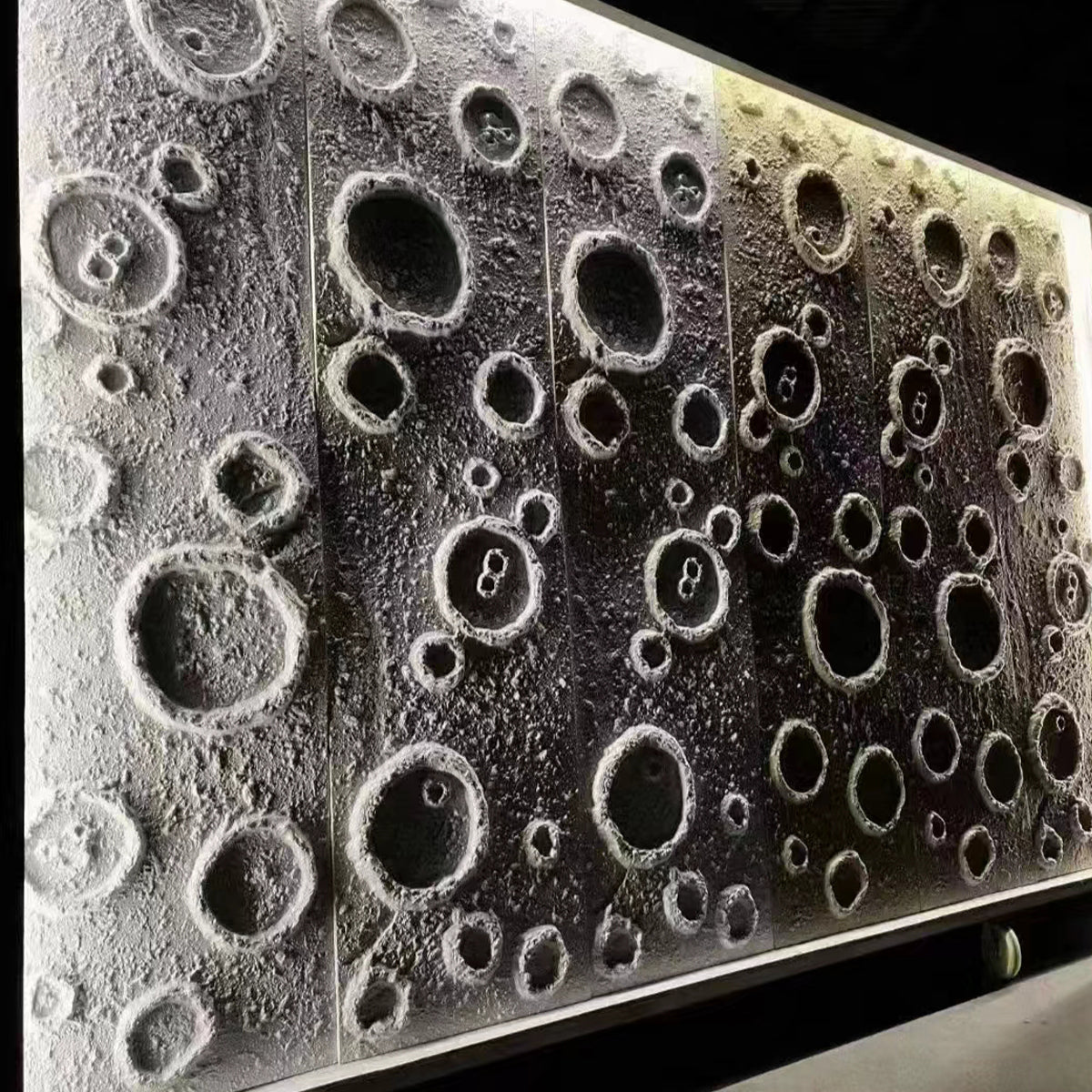Britwall Moon Crater White PU Wall Panel 1200 × 600 mm Pack of 2 – White Textured Finish