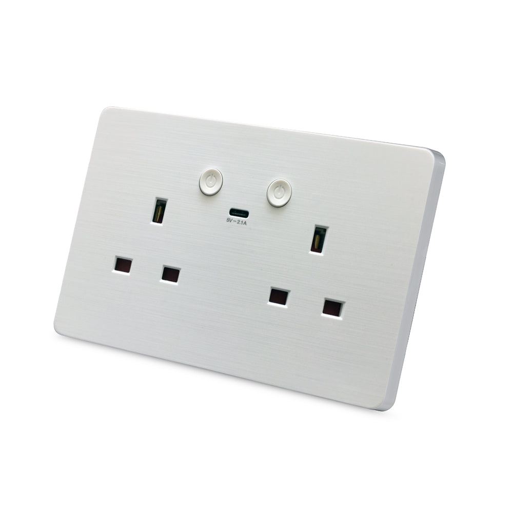 White smart WiFi double wall socket with USB port