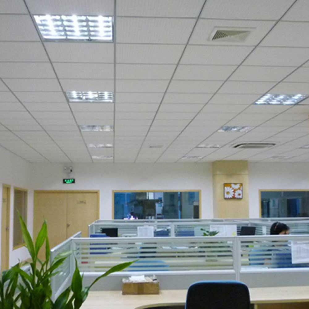 Pack of 5 T8 18W LED Nano Plastic Tube 120cms 6000K, Super Bright, Wall and Ceiling White LED, 30000 Hours Long Life